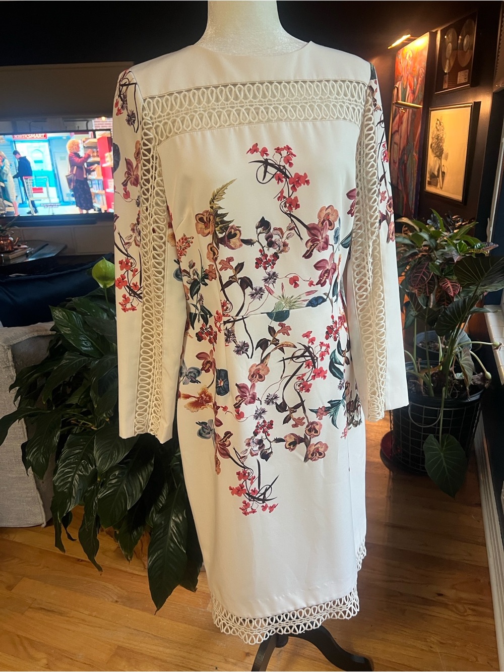 Antonio Melani Ivory Floral Lace-Trim Long Sleeve Dress Sz 12 Like New